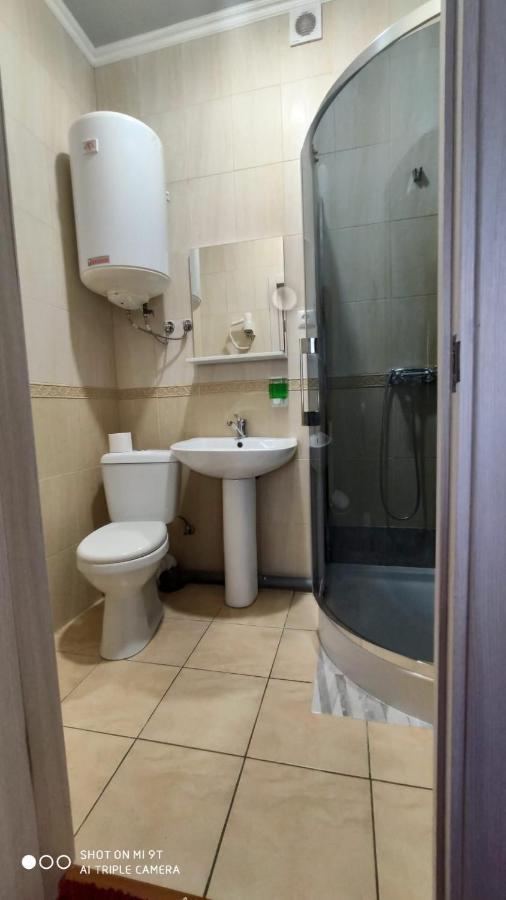 Bra Haus Hotel Branev Buitenkant foto