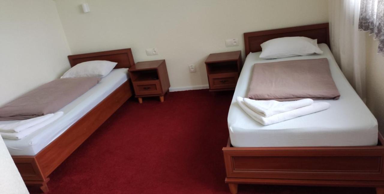 Bra Haus Hotel Branev Buitenkant foto