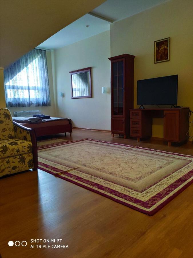 Bra Haus Hotel Branev Buitenkant foto